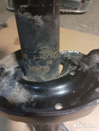 Амортизатор передний Hyundai Solaris 2