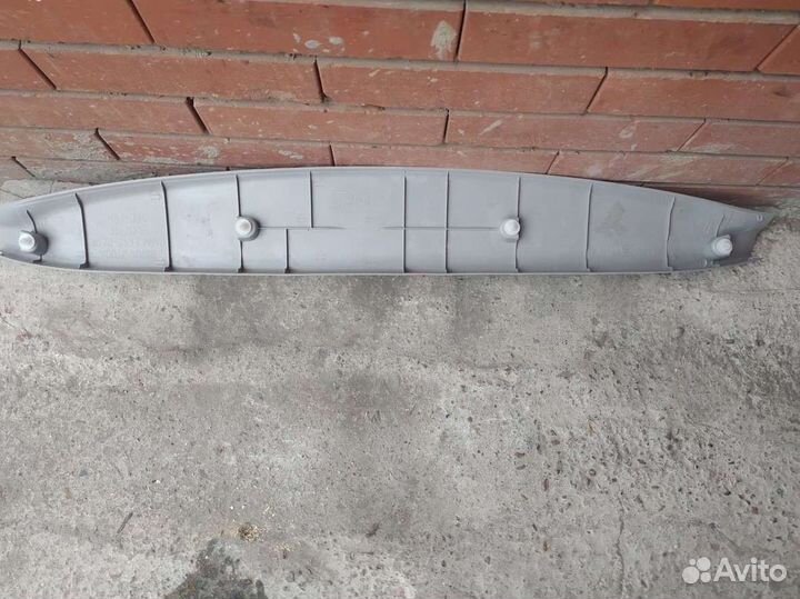 Обшивка двери багажника Renault koleos