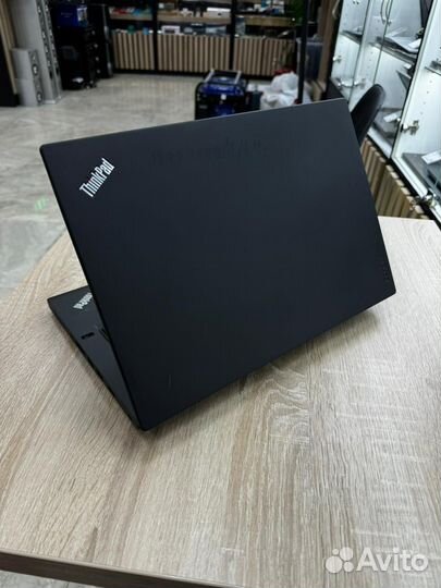 Мощнейший Thinkpad T460 Core i5-6/16/512/14