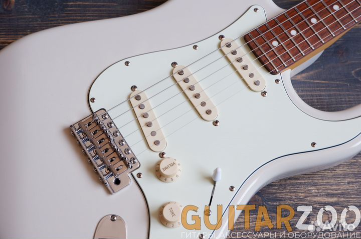 CoolZ ZST-1R VWH Stratocaster