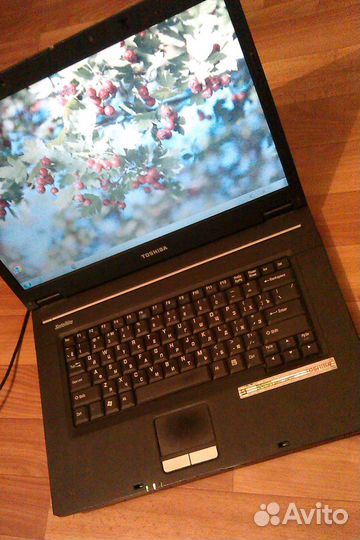 Ноутбук toshiba