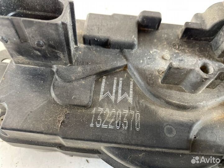 Замок двери передний правый Opel Astra H 2005