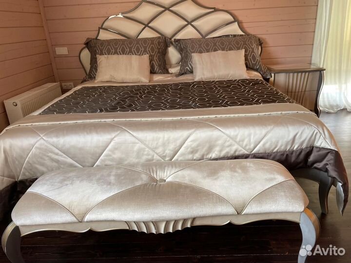 Спальный гарнитур массив Италия фабрика Pregno