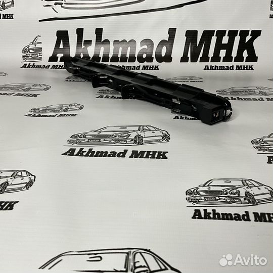 Третий стоп на крышку багажника Mercedes Benz W211