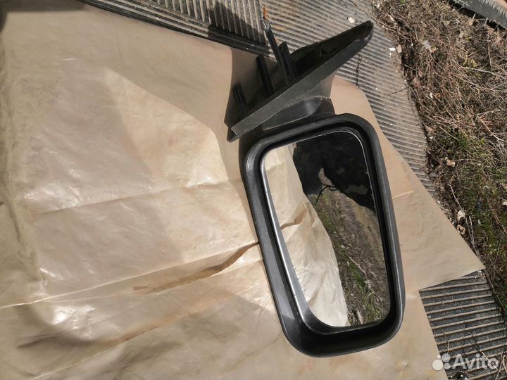 Зеркало правое заднего вида 2110