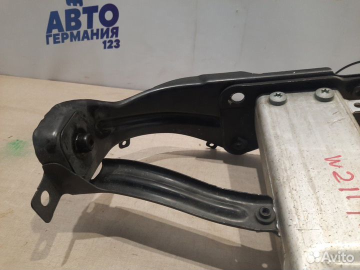 Кронштейн усилителя бампера передний левый