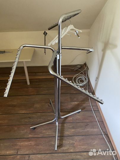 Вешало для одежды