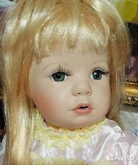 Кукла фарфоровая коллекционная 50 см