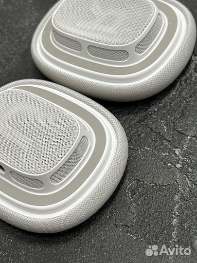 AirPods Max White оригинал (гарантия осталась)