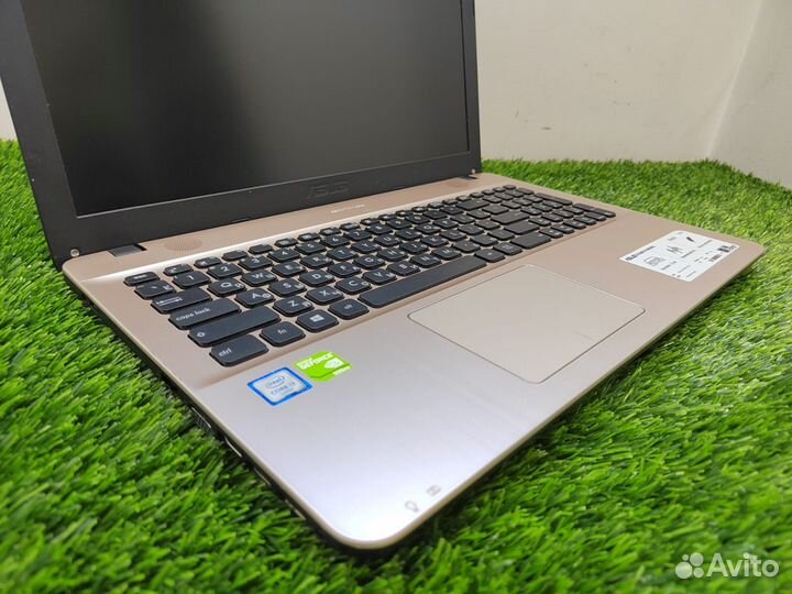 Asus X541UV (Core i3/8 RAM/SSD/Дискретное видео)