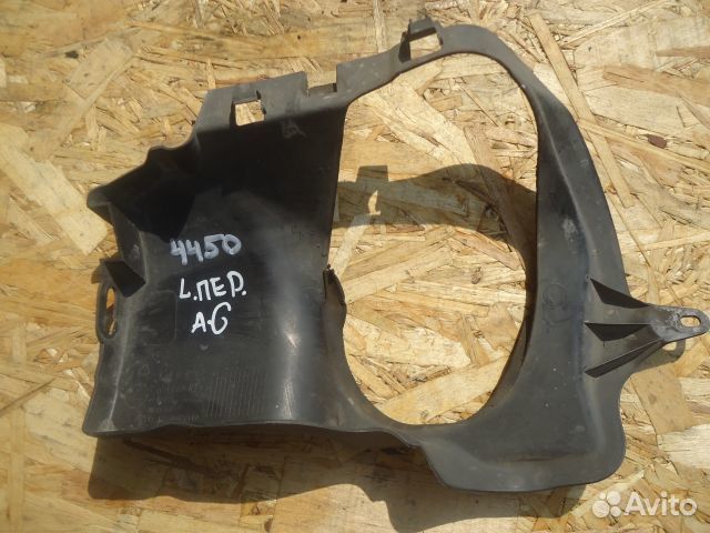 Пыльник двигателя Audi A6 C6 AUK 2005