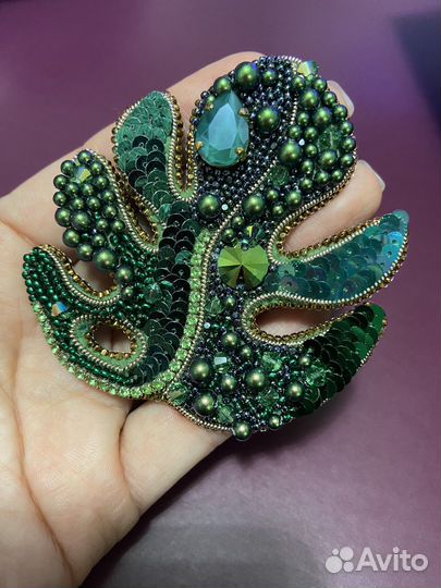 Брошь ручной работы