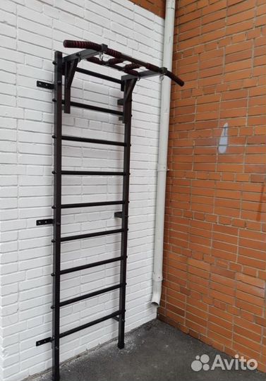 Шведская стенка усиленная с турником