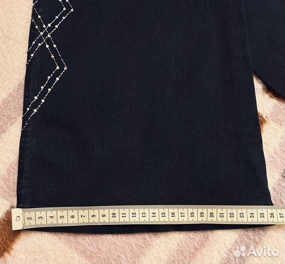 Джинсы р.27(46) стрейч клёш Lafei-Nier