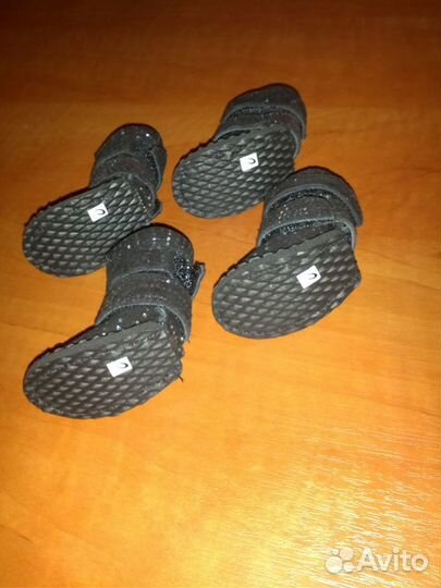 Обувь для собаки новая