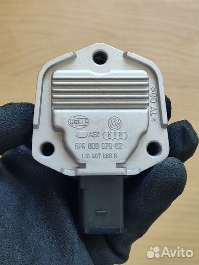 Датчик уровня масла для Volkswagen Passat