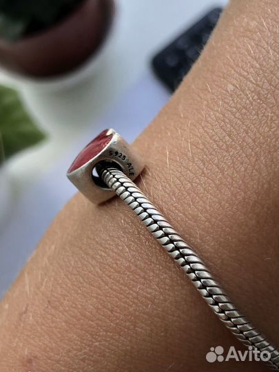 Pandora браслет шарм сердце