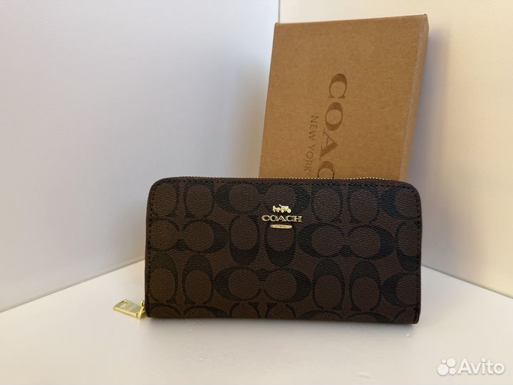 Кошелек Coach