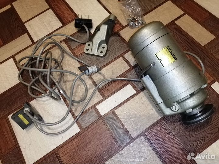 Мотор для швейной машины 220/380v