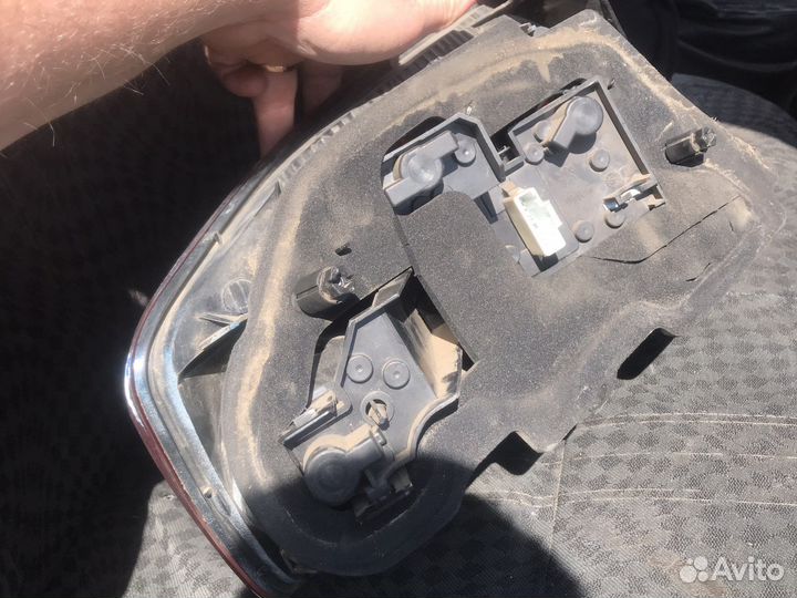 Фара peugeot 408