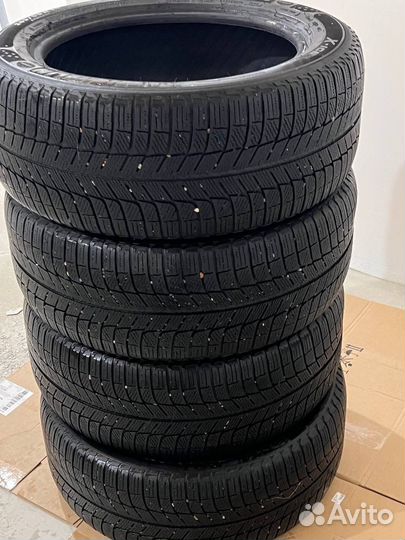 Michelin X-Ice 245/50 R18 104H