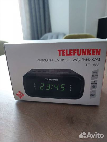 Радиоприемник с будильником TF- 1588 Telefunken