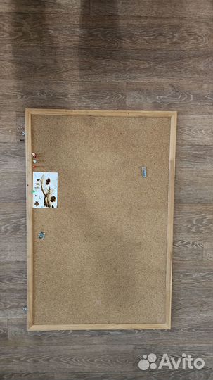Пробковая доска 62х92
