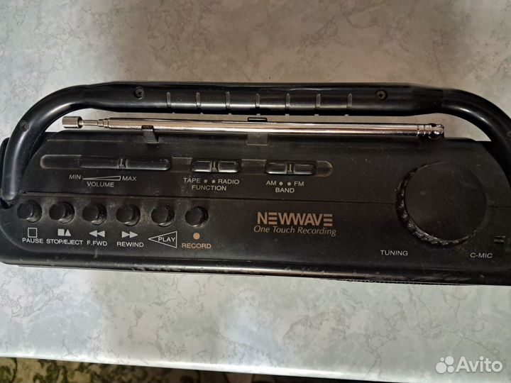 Магнитофон с радио