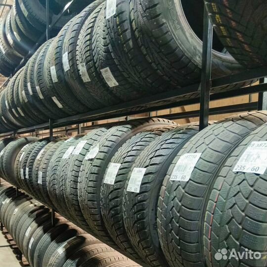 Yokohama Advan dB V551 235/45 R18 94W
