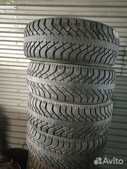 Goodyear UltraGrip 500 265/60 R18