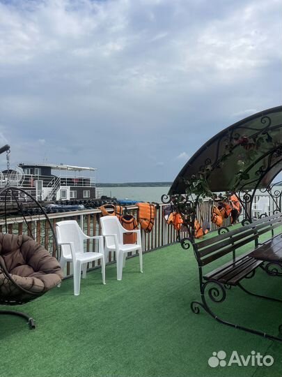 Аренда плавдачи. Хаусбота. Отдых на воде