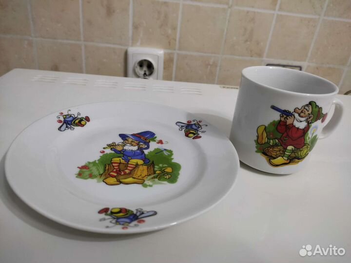 Детская кружка и тарелка фарфор