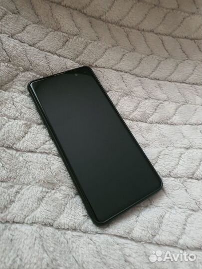 Samsung Galaxy S10 5G Single sim, 8/256 ГБ