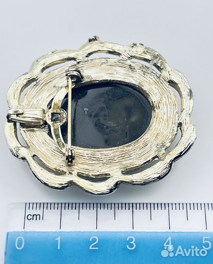 Винтажная брошь кулон с камеей США