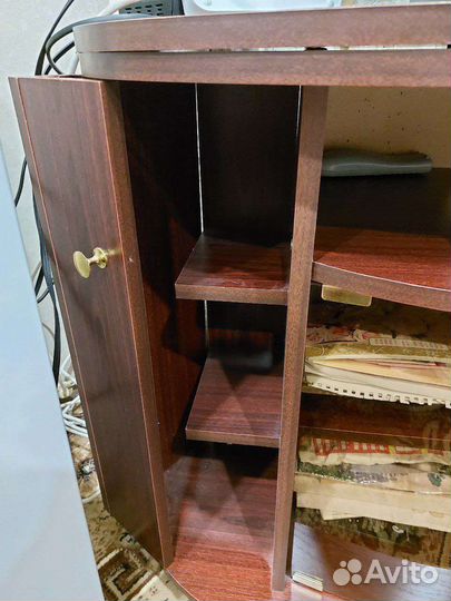 Тумба под телевизор