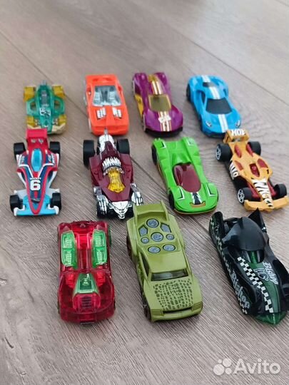 Машинки Hot Wheels