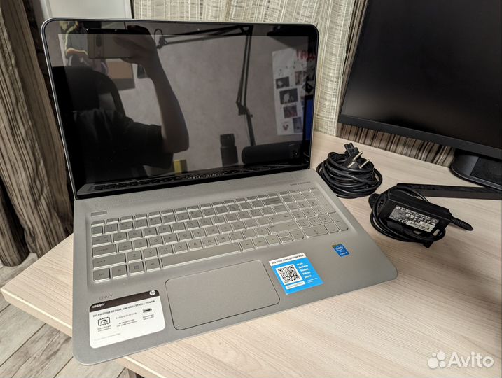Сенсорный ноутбук HP i5-5200U/1000 HDD/6 RAM