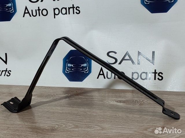 Крепление аккумулятора Bmw 5 F10 N63B44 2011