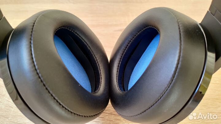 Sony Platinum Wireless Headset (cechya-0090)