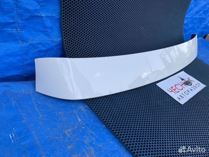 Спойлер крышки багажника Audi Q7 4L