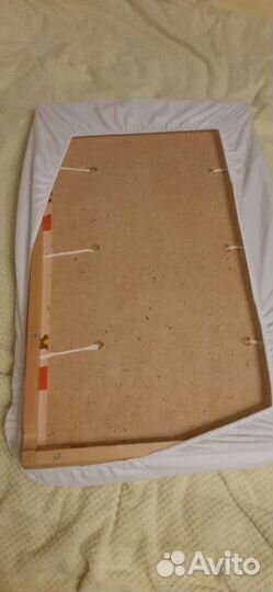 Пеленальная доска на кроватку