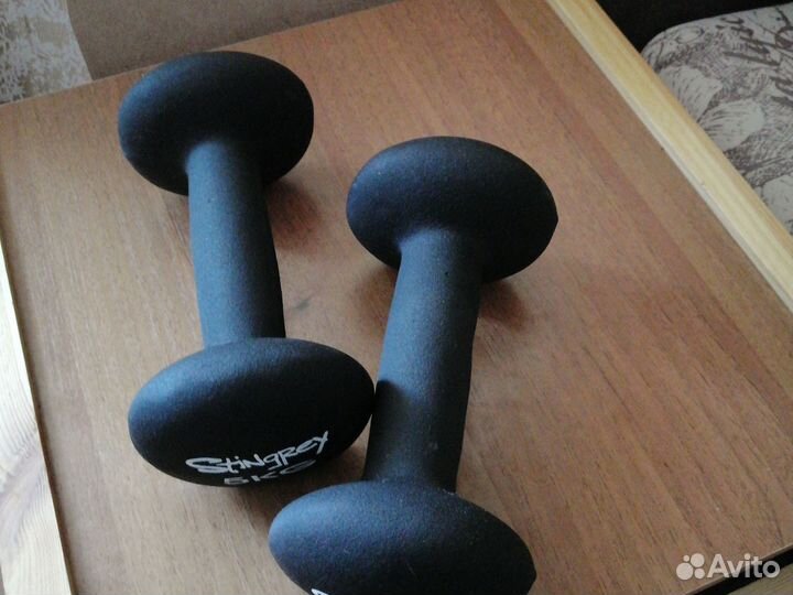 Набор гантелей