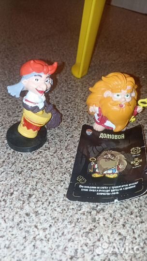 Фигурки Баба-Яга и домовой
