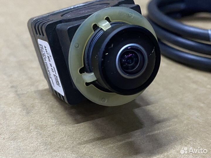 Камера бокового зеркала Mercedes W447