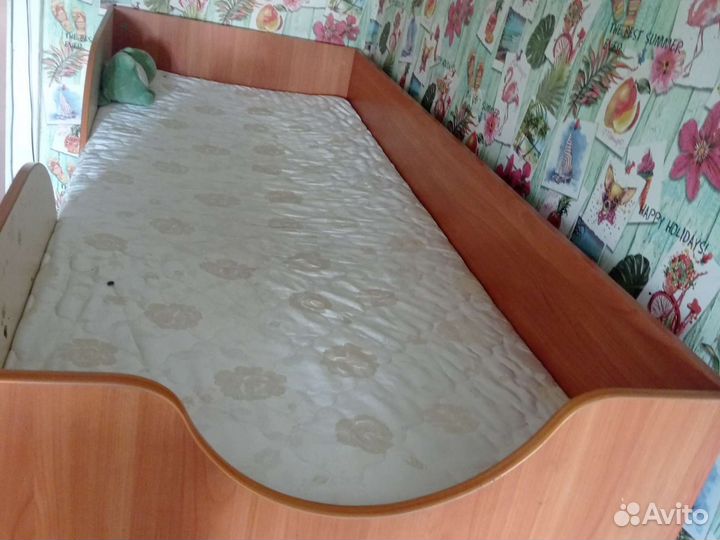 Кровать чердак