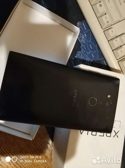 Телефон sony xperia L2