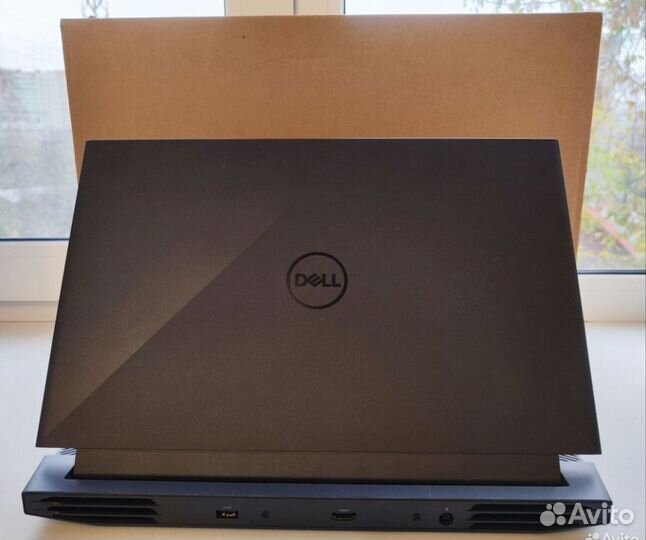 Почти новый 12 ядерный игровой ноутбук Dell