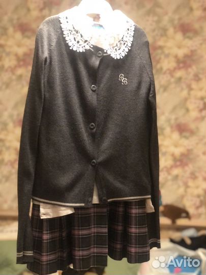 Школьная форма для девочки серая 134-140