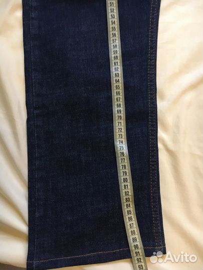 Джинсы armani