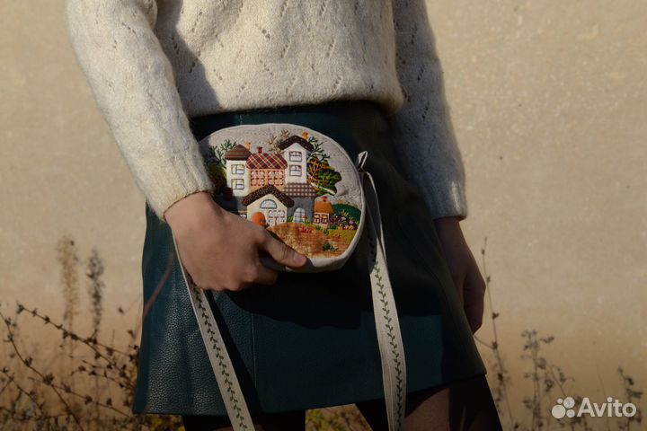 Льняная сумка-косметичка через плечо